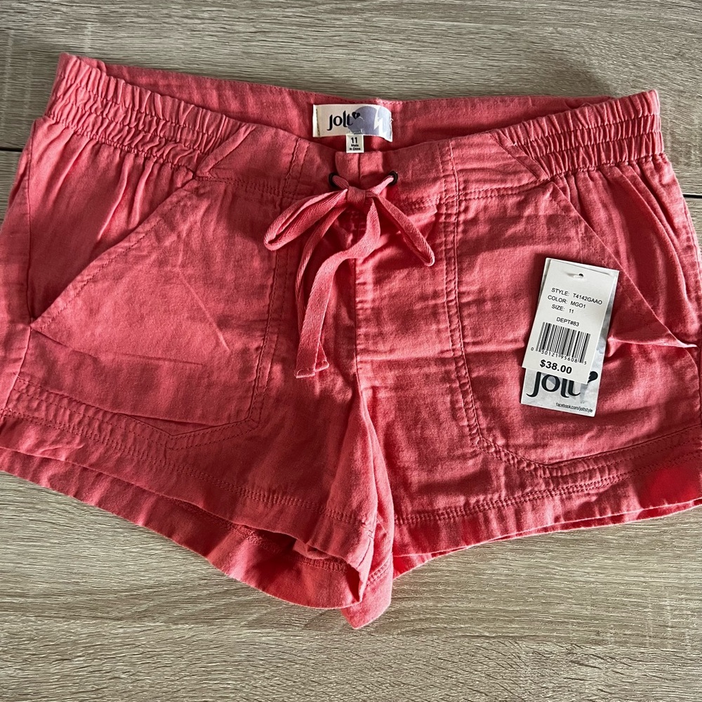 New Jolt pink shorts. Size 11 juniors.